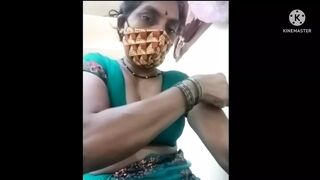 Sexy figure indian sulbha aunty