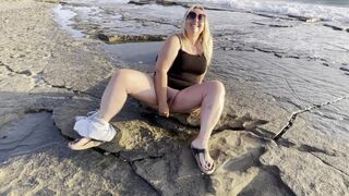 Public Beach - Wife Masturbation - Squirting Orgasms